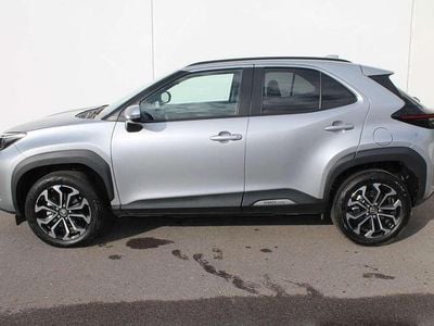 Gebraucht Toyota Yaris Cross Active 92 PS (67 kW) 2023 Silber SUV