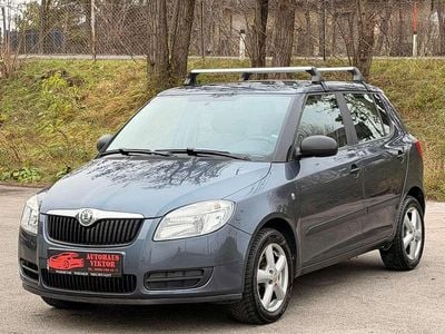Grau Gebraucht 2009 Skoda Fabia Classic Kleinwagen | € 5.490