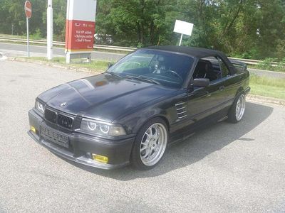 Schwarz Gebraucht 1993 BMW 325 Cabriolet Sport Line Cabrio | € 47.000