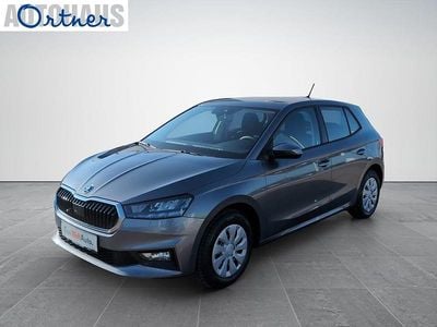 Neu Skoda Fabia Essence 80 PS (58 kW) 2026 Mittelgrau  metallic