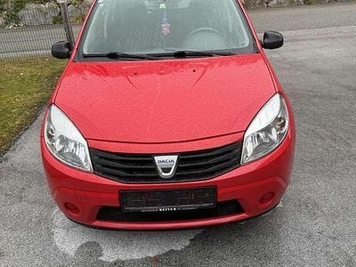 Gebraucht 2010 Dacia Sandero Limousine | € 1.200