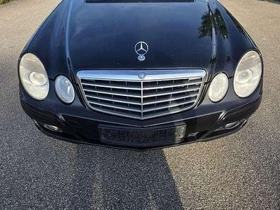 Gebraucht 2009 Mercedes E200 Elegance Limousine | € 4.800 (Teuer)