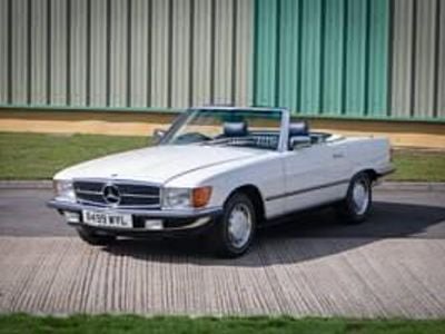 Weiß Gebraucht 1984 Mercedes SL280 Cabrio | € 22.875