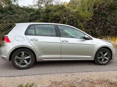 Grau Gebraucht 2014 VW Golf VII Limousine | € 9.500 (Guter Preis)