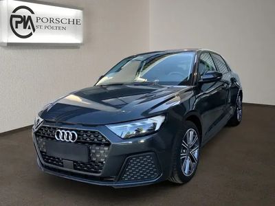 Hellgrau metallic Gebraucht 2025 Audi A1 Sportback Kleinwagen | € 25.990 (Etwas zu teuer)