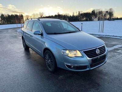 Gebraucht VW Passat Comfortline 140 PS (102 kW) 2006 Blau Kombi