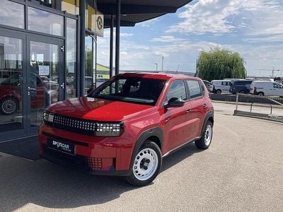 Rot Neu 2025 Fiat Grande Panda Red Kleinwagen | € 23.690 (Guter Preis)