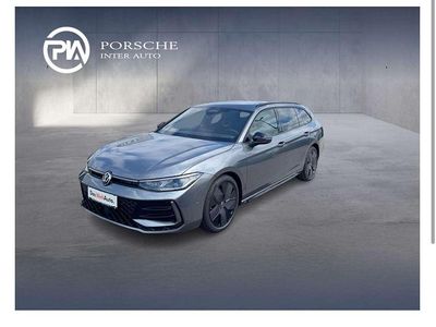 Grau Gebraucht 2025 VW Passat Sport Kombi | € 53.990