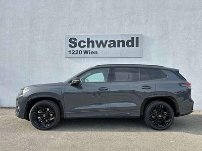 Mittelgrau metallic Neu 2025 VW Tayron Sport SUV | € 56.490 (Etwas zu teuer)