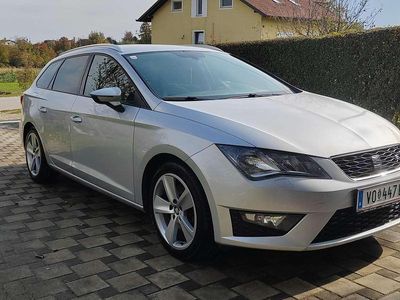 Silber Gebraucht 2015 Seat Leon ST FR Kombi | € 9.500 (Teuer)
