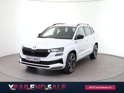 Weiss metallic Neu 2025 Skoda Karoq SportLine SUV | € 43.980 (Fairer Preis)
