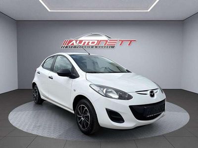 Weiß Gebraucht 2012 Mazda 2 Limousine | € 5.499