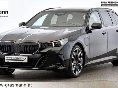 Schwarz Gebraucht 2025 BMW 550e Efficient Dynamics Kombi | € 79.870 (Fairer Preis)
