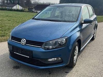 Blau Gebraucht 2014 VW Polo Comfortline Limousine | € 6.000 (Guter Preis)