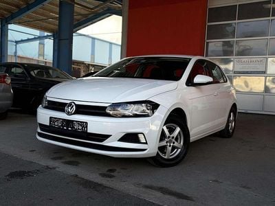 Gebraucht VW Polo 65 PS (47 kW) 2017 Weiß Limousine
