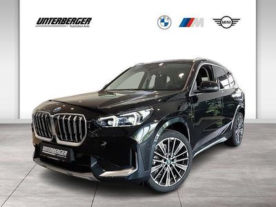 Neu BMW X1 Luxury Line 245 PS (180 kW) 2025 Schwarz sonderlackierung SUV