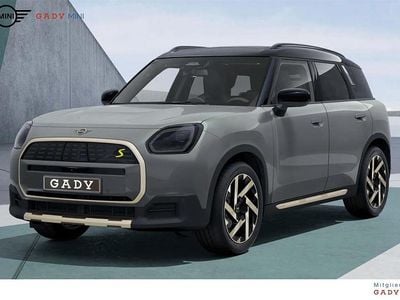 Smokey green (grün) Gebraucht 2024 Mini Countryman SUV | € 48.980 (Teuer)