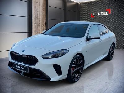 Gebraucht BMW 220 M Sport 170 PS (125 kW) 2025 Alpinweiss iii Coupé