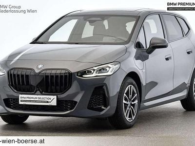 Gebraucht BMW 225 Active Tourer Efficient Dynamics 245 PS (180 kW) 2024 Grau Van / Kleinbus