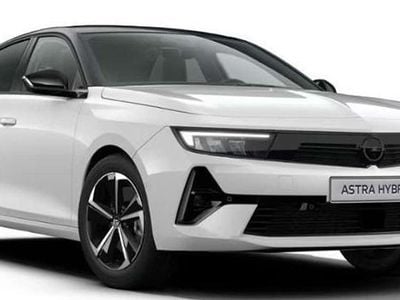 Weiß Gebraucht 2024 Opel Astra GS Line Limousine | € 27.880 (Teuer)