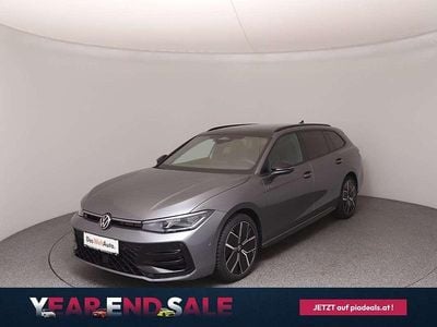Gebraucht VW Passat R-line 150 PS (110 kW) 2025 Mittelgrau  normal Kombi