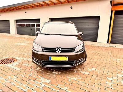 Gebraucht 2014 VW Sharan Highline Van / Kleinbus | € 13.500 (Etwas zu teuer)