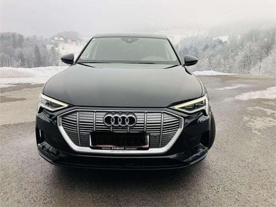 Schwarz Gebraucht 2020 Audi e-tron Business SUV | € 24.900 (Fairer Preis)