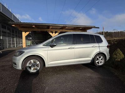 gebraucht VW Touran Highline 20 TDI SCR DSG