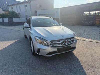 Mercedes GLA180