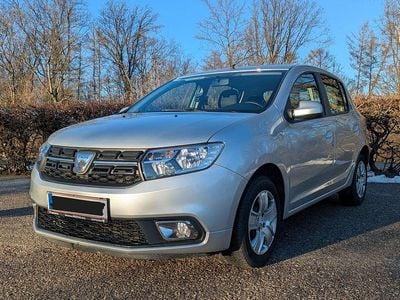 Silber Gebraucht 2018 Dacia Sandero Limousine | € 4.500