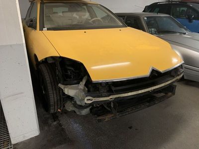 Gelb Gebraucht 2007 Citroën C6 Exclusive Limousine | € 6.666