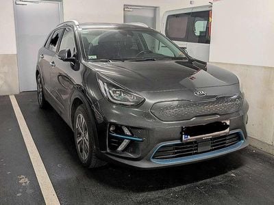 Grau Gebraucht 2021 Kia e-Niro SUV | € 18.900 (Superpreis)