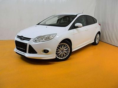 Weiß Gebraucht 2014 Ford Focus Limousine | € 7.990 (Teuer)