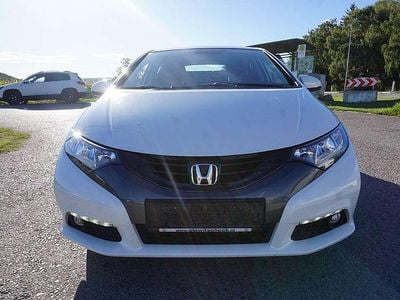 Weiß Gebraucht 2014 Honda Civic Sport Limousine | € 6.890
