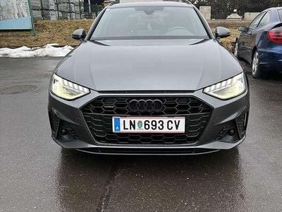 Gebraucht Audi A4 S-Line 190 PS (139 kW) 2020 Grau Kombi