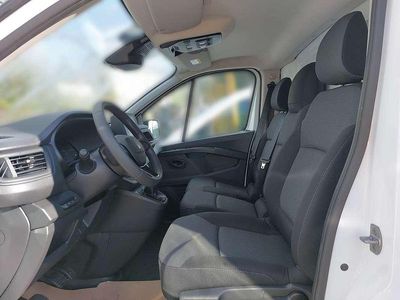 Weiß Neu 2025 Renault Trafic Van / Kleinbus | € 33.500