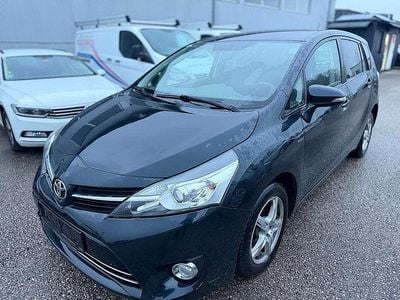 Grau Gebraucht 2013 Toyota Verso Life Van / Kleinbus | € 4.999