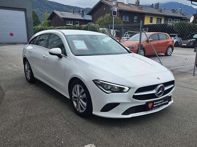 Weiß Gebraucht 2021 Mercedes CLA180 Limousine | € 18.499