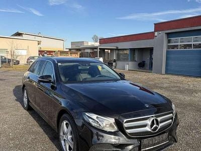 gebraucht Mercedes E220 d T Exclusive Aut.