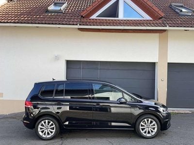 Schwarz Gebraucht 2022 VW Touran Van / Kleinbus | € 28.999 (Fairer Preis)