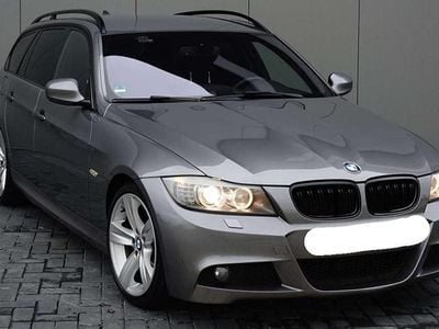 Grau Gebraucht 2008 BMW 320 M Sport Kombi | € 10.749