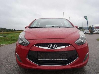 Rot Gebraucht 2014 Hyundai ix20 Kleinwagen | € 3.990