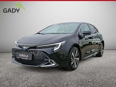 Schwarz Neu 2025 Toyota Corolla Active Limousine | € 28.930 (Etwas zu teuer)