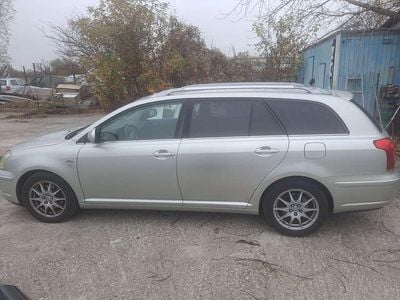 Gebraucht Toyota Avensis Sol 116 PS (85 kW) 2004 Kombi