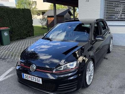 Schwarz Gebraucht 2015 VW Golf VII GTI Limousine | € 17.999 (Fairer Preis)