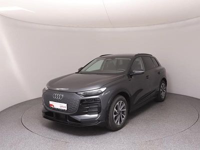 Gebraucht Audi Q6 e-tron Ambiente 284 kW (387 PS) 2025 Hellgrau  metallic SUV