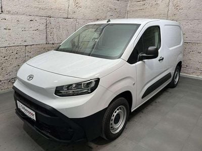 Weiß Gebraucht 2024 Toyota Proace City City Van / Kleinbus | € 23.450 (Guter Preis)
