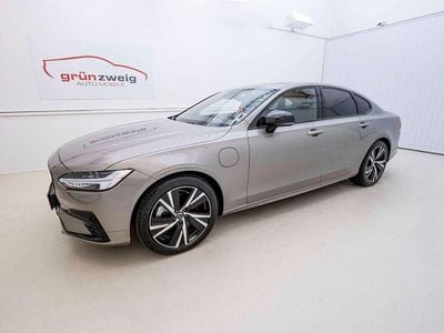 Grau Gebraucht 2021 Volvo S90 R-Design Limousine | € 38.900