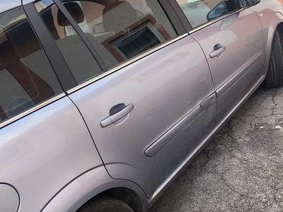 Gebraucht 2008 Opel Zafira Edition Van / Kleinbus | € 1.950 (Guter Preis)