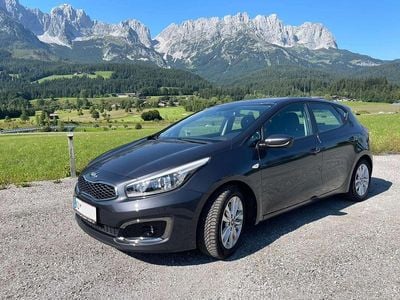 Grau Gebraucht 2017 Kia Ceed Plus Kleinwagen | € 8.500 (Superpreis)